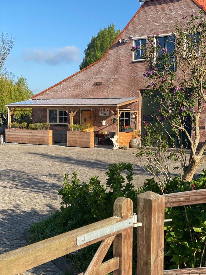 B&B Zaligheid Zwaluwe 外观 照片